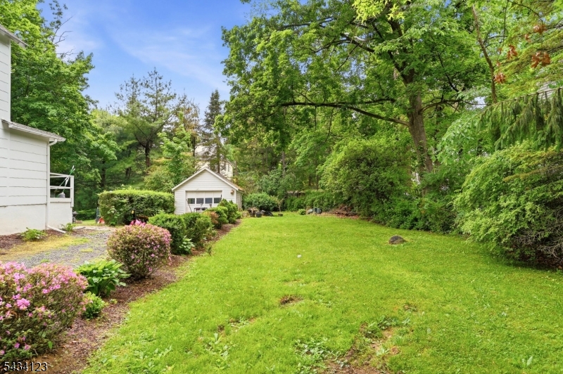 12 Bodnar Street Bernardsville NJ 07924