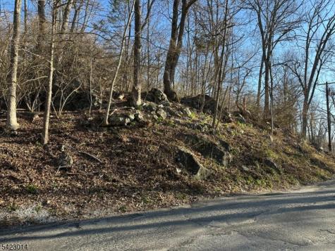 43 Hemlock Avenue Andover NJ 07860