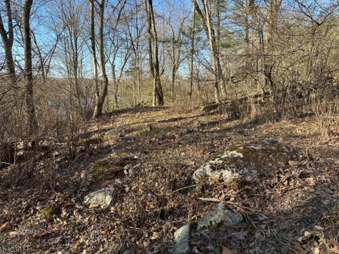 43 Hemlock Avenue Andover NJ 07860