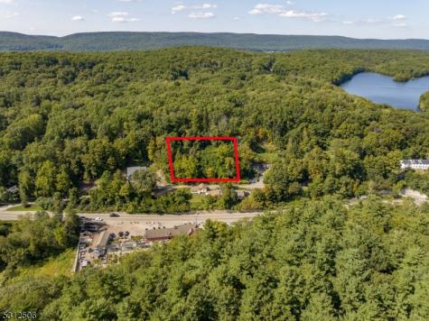 26 Old Road West Milford NJ 07421