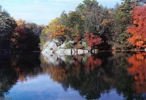 8 Cub Lake Road Byram NJ 07821