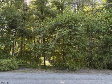14 Up-a-way Drive Vernon NJ 07461