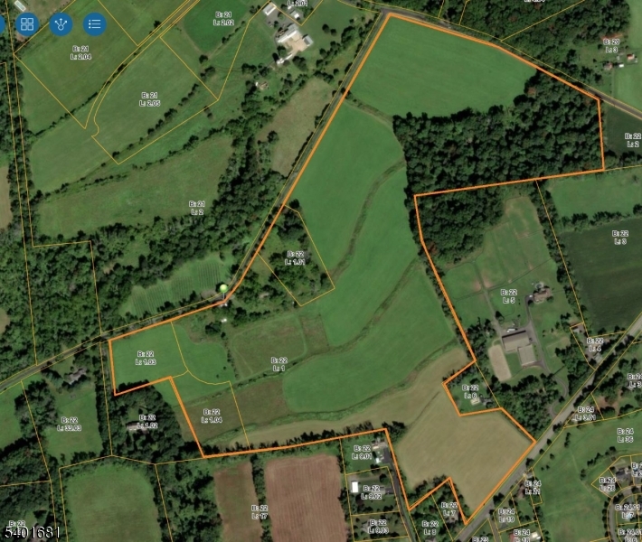 32 Reading Road Delaware NJ 08559