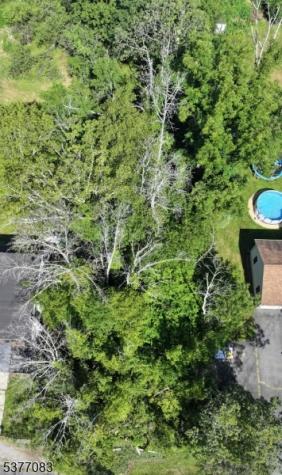 19 E Shore Lake Owassa Road Frankford NJ 07860