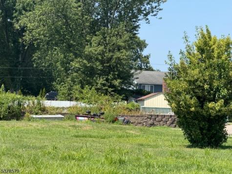 26 Christina Street Little Ferry NJ 07643