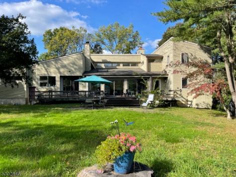 3995 Route 27 Franklin NJ 08540