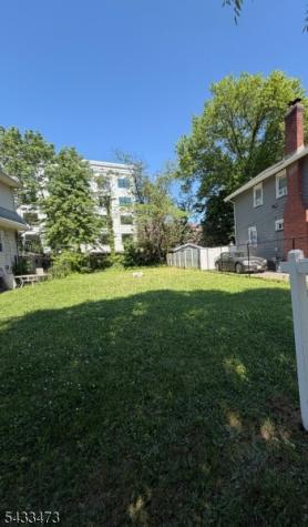 275 N Maple Avenue East Orange NJ 07017
