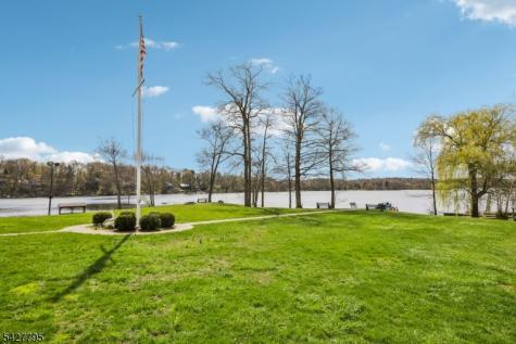 11 Alamoosook Road Vernon NJ 07422