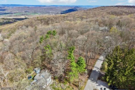11 Alamoosook Road Vernon NJ 07422