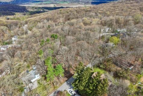 11 Alamoosook Road Vernon NJ 07422