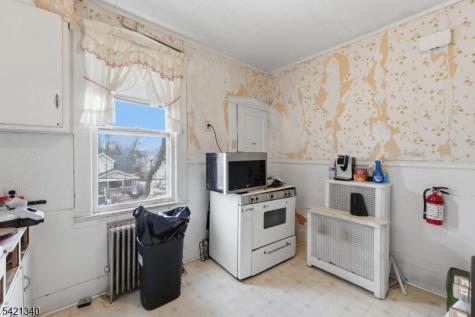 53 Sunnyside Terrace East Orange NJ 07018