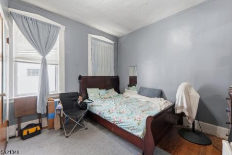 53 Sunnyside Terrace East Orange NJ 07018