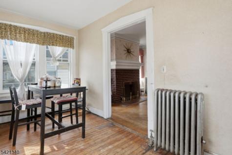 53 Sunnyside Terrace East Orange NJ 07018