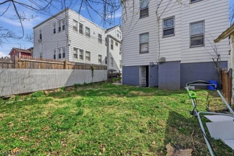 53 Sunnyside Terrace East Orange NJ 07018