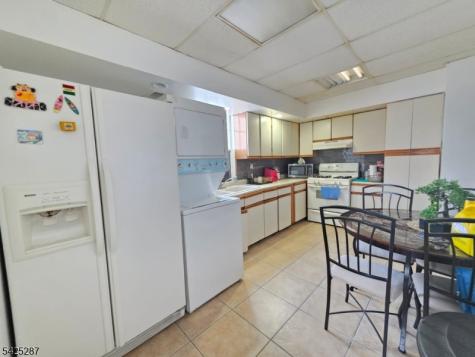 747 Canton Street Elizabeth NJ 07202