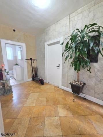 747 Canton Street Elizabeth NJ 07202