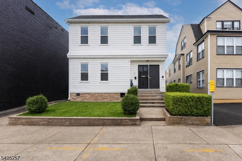 135 Tremont Avenue East Orange NJ 07018