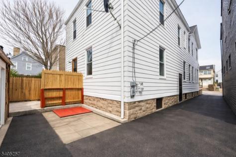 135 Tremont Avenue East Orange NJ 07018