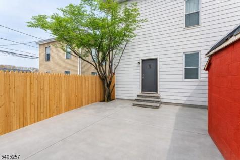 135 Tremont Avenue East Orange NJ 07018