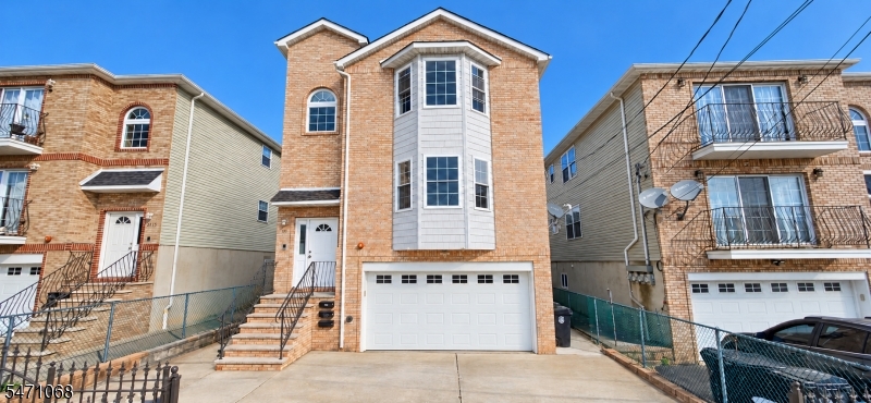 17 Stanton Street Newark NJ 07114