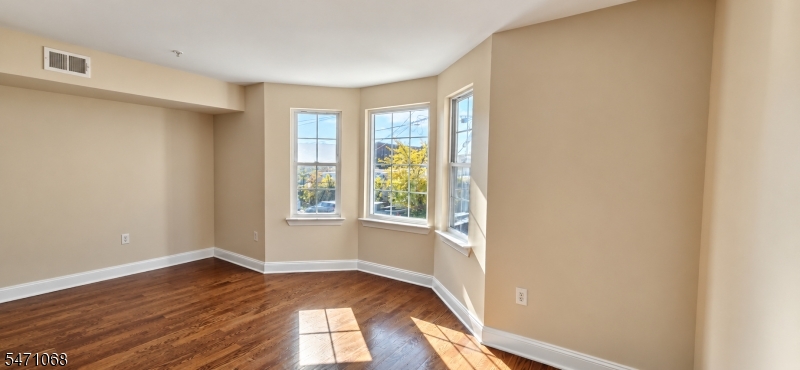 17 Stanton Street Newark NJ 07114
