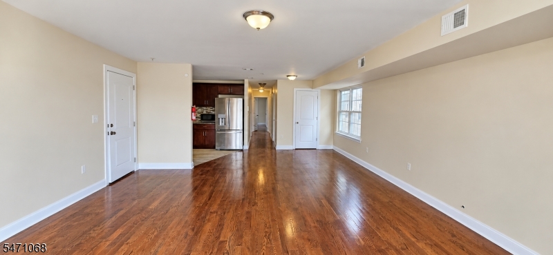17 Stanton Street Newark NJ 07114