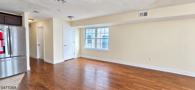 17 Stanton Street Newark NJ 07114