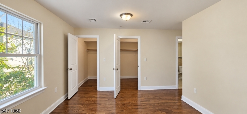 17 Stanton Street Newark NJ 07114