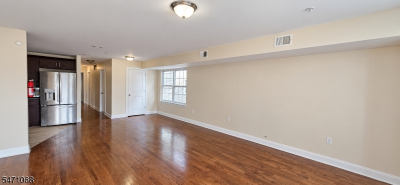 17 Stanton Street Newark NJ 07114