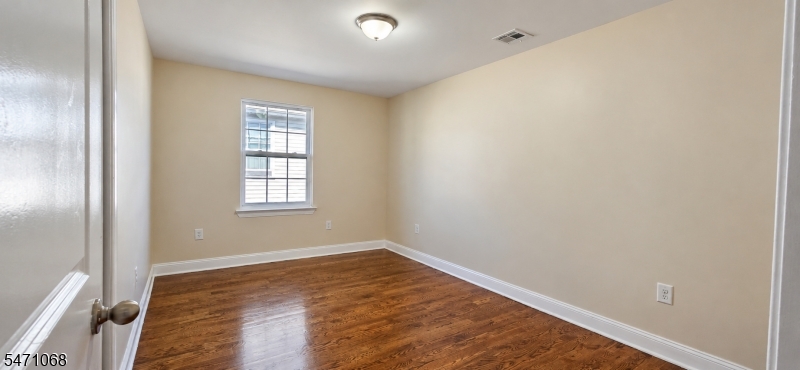 17 Stanton Street Newark NJ 07114