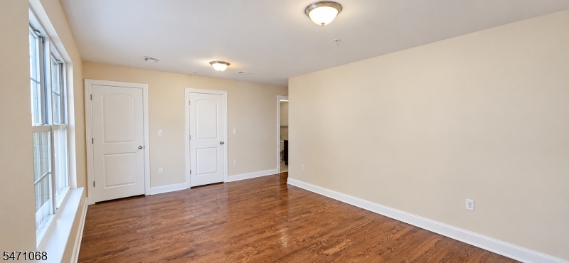 17 Stanton Street Newark NJ 07114