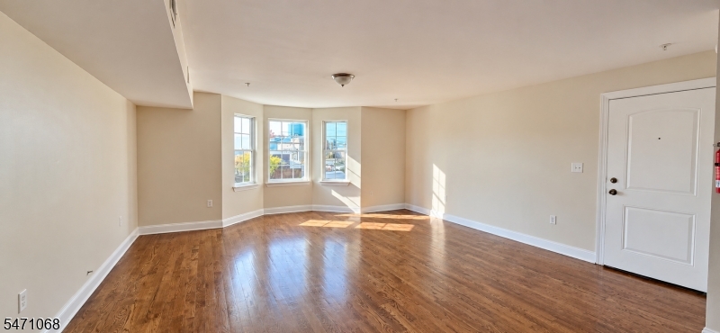 17 Stanton Street Newark NJ 07114