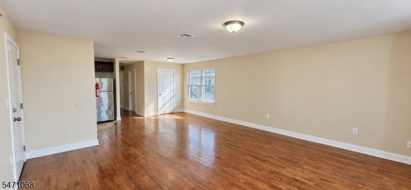17 Stanton Street Newark NJ 07114