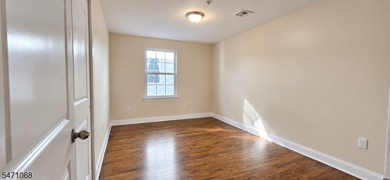 17 Stanton Street Newark NJ 07114