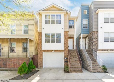 262 2ND Avenue Newark NJ 07107