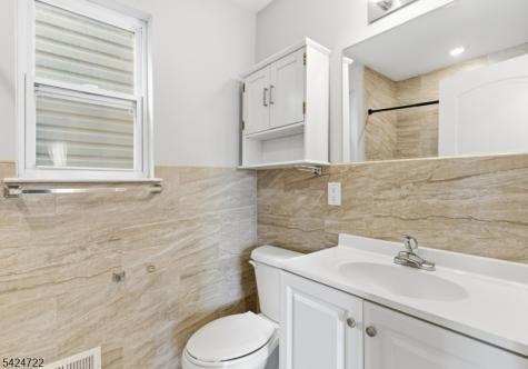 262 2ND Avenue Newark NJ 07107