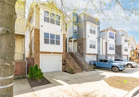 262 2ND Avenue Newark NJ 07107