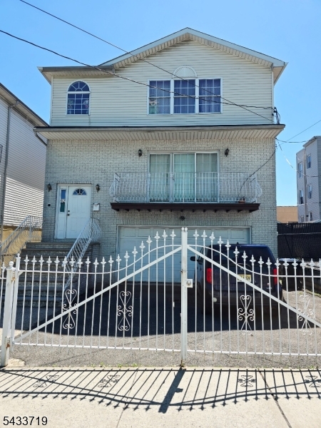 92 E Bigelow Street Newark NJ 07114