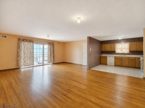 92 E Bigelow Street Newark NJ 07114
