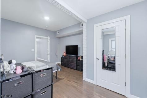 757 Thomas Street Elizabeth NJ 07202