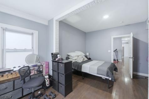 757 Thomas Street Elizabeth NJ 07202