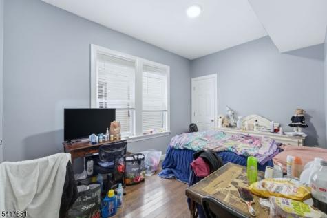 757 Thomas Street Elizabeth NJ 07202