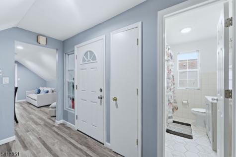 757 Thomas Street Elizabeth NJ 07202