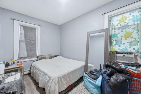 757 Thomas Street Elizabeth NJ 07202