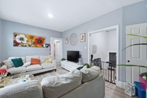 757 Thomas Street Elizabeth NJ 07202