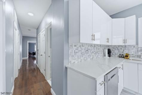 757 Thomas Street Elizabeth NJ 07202