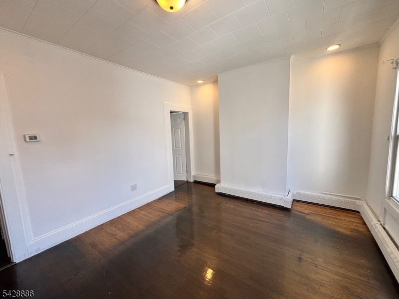 288 Totowa Avenue Paterson NJ 07502