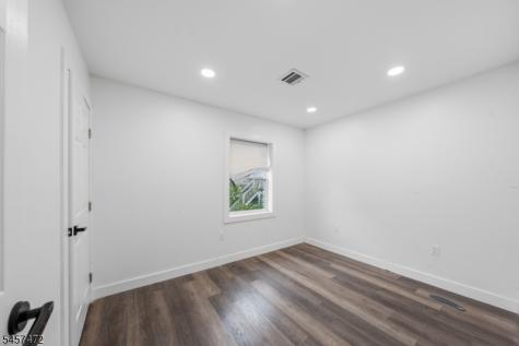 393 E 30th Street Paterson NJ 07504