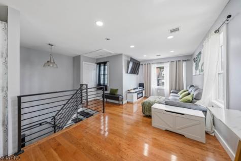393 E 30th Street Paterson NJ 07504