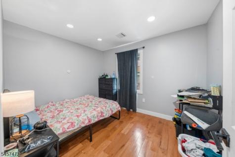 393 E 30th Street Paterson NJ 07504